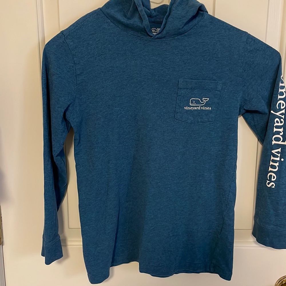 VIneyard Vines boys shirt